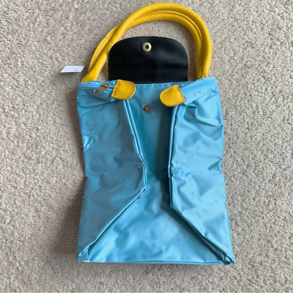 🆕 Expandable Foldable Waterproof Mini-Midi Bag - Picture 9 of 13